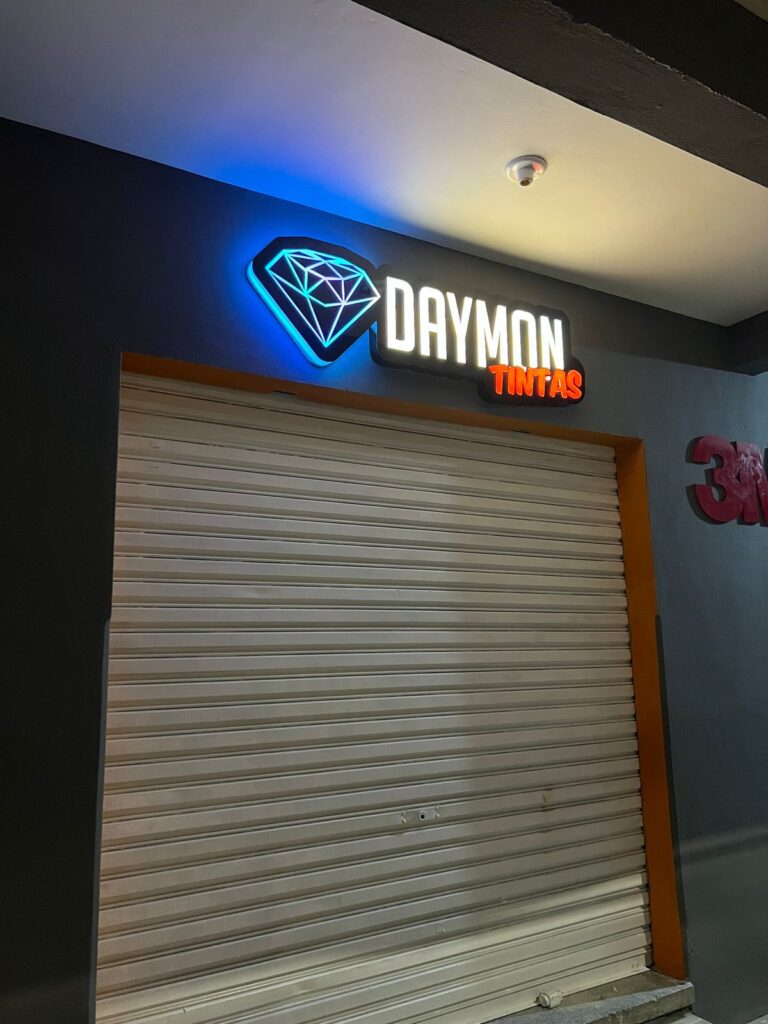 Letreiro Luminoso RGB