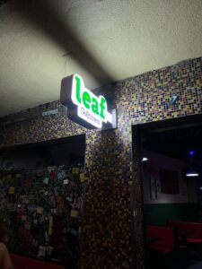 Letreiros luminosos em Cuiritiba