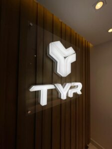 Letreiro luminoso lindo